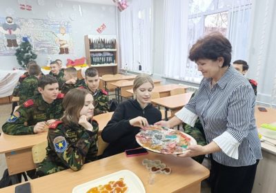 Петушок — сладкий гребешок